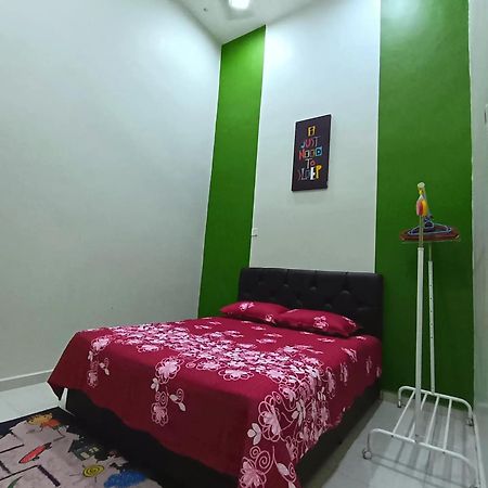 Ebnur Homestay アラウ エクステリア 写真