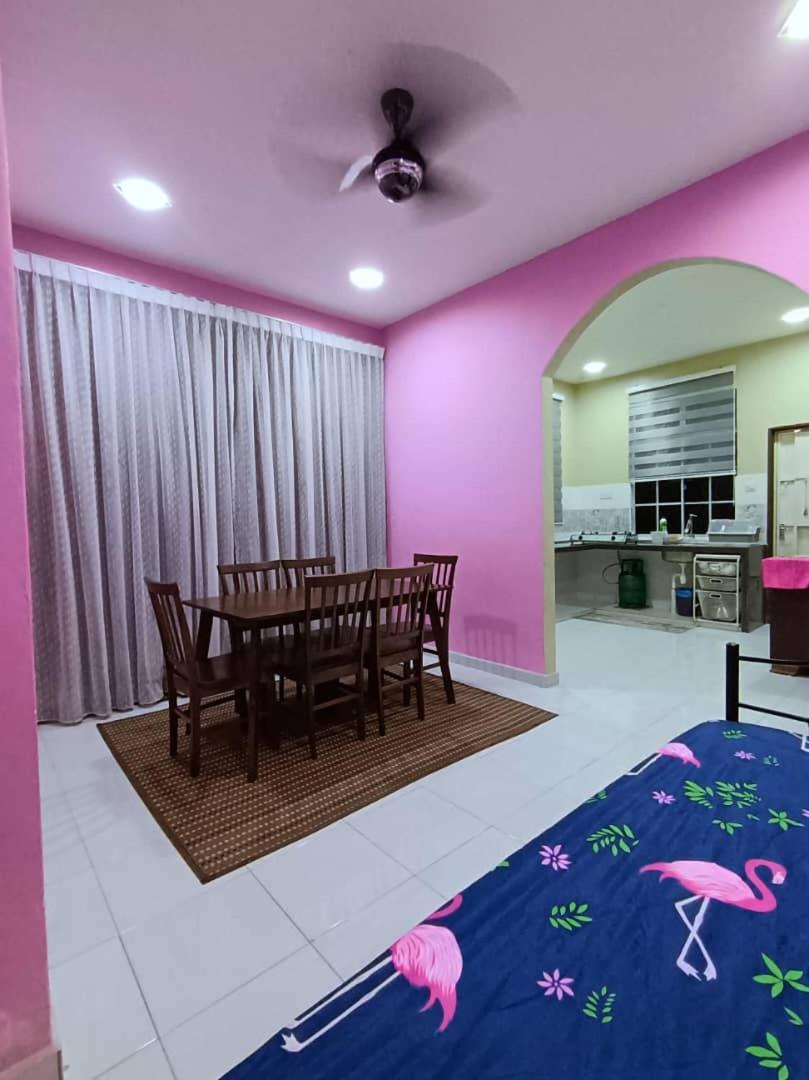 Ebnur Homestay アラウ エクステリア 写真